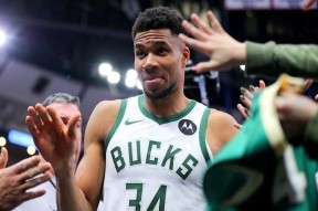 包含反败为胜引发热议！，字母哥在独行侠比赛中大比分获胜引发球迷热议的词条-九游