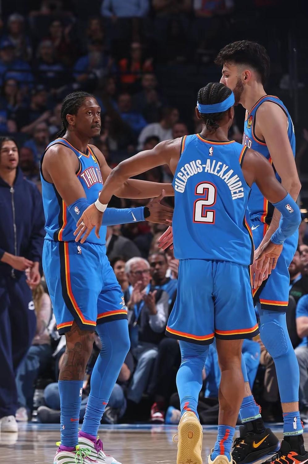 集结日中超焦点战，俄克拉荷马雷霆迎来里程碑，信心回归，赛季目标并未改变的简单介绍